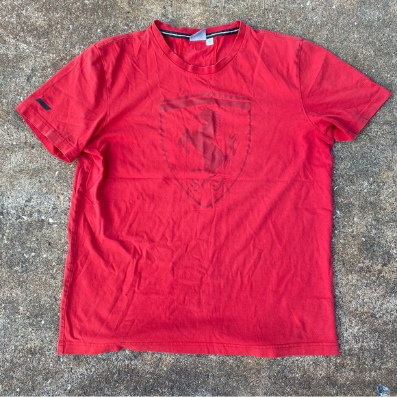 Puma Scuderia Ferrari Mens L Big Shield T-shirt Red Formula 1 Racing Italian - Picture 2 of 9